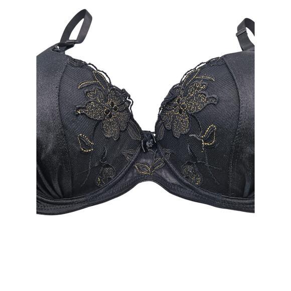 Vintage Y2K Rampage Intimates Sz 36C T Shirt Bra Black w/ Gold Floral Detail - Picture 2 of 5